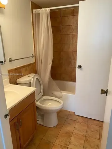 16465 NE 22nd Avenue North Miami Beach FL 33160