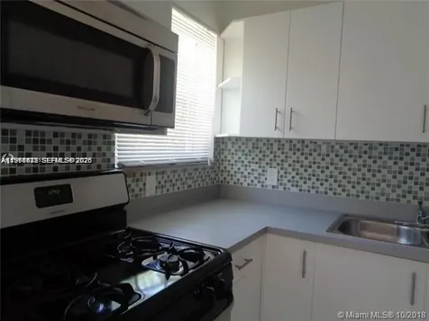 1925 Thomas Street Hollywood FL 33020