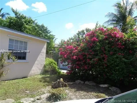 1925 Thomas Street Hollywood FL 33020