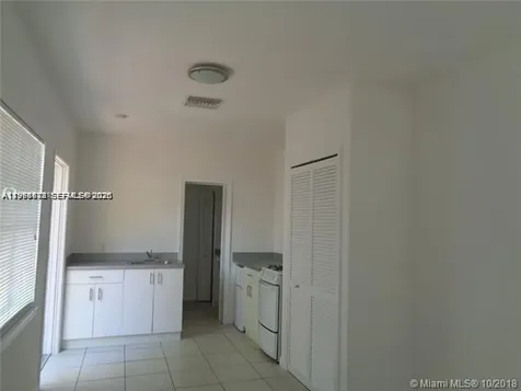 1925 Thomas Street Hollywood FL 33020