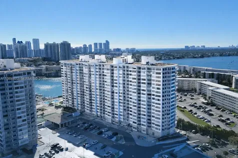 18041 Biscayne Boulevard Aventura FL 33160