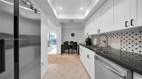 18041 Biscayne Boulevard Aventura FL 33160