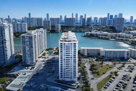 18041 Biscayne Boulevard Aventura FL 33160