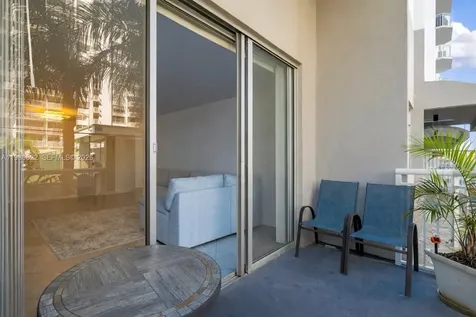 18041 Biscayne Boulevard Aventura FL 33160