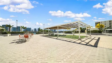 18041 Biscayne Boulevard Aventura FL 33160