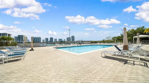18041 Biscayne Boulevard Aventura FL 33160