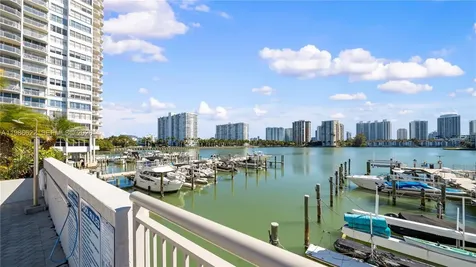 18041 Biscayne Boulevard Aventura FL 33160