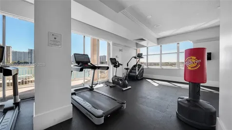 18041 Biscayne Boulevard Aventura FL 33160