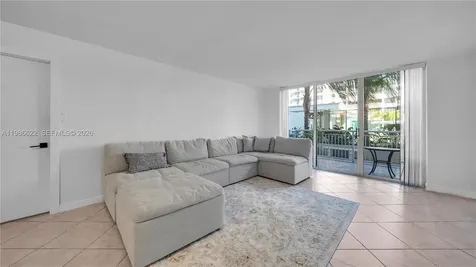 18041 Biscayne Boulevard Aventura FL 33160