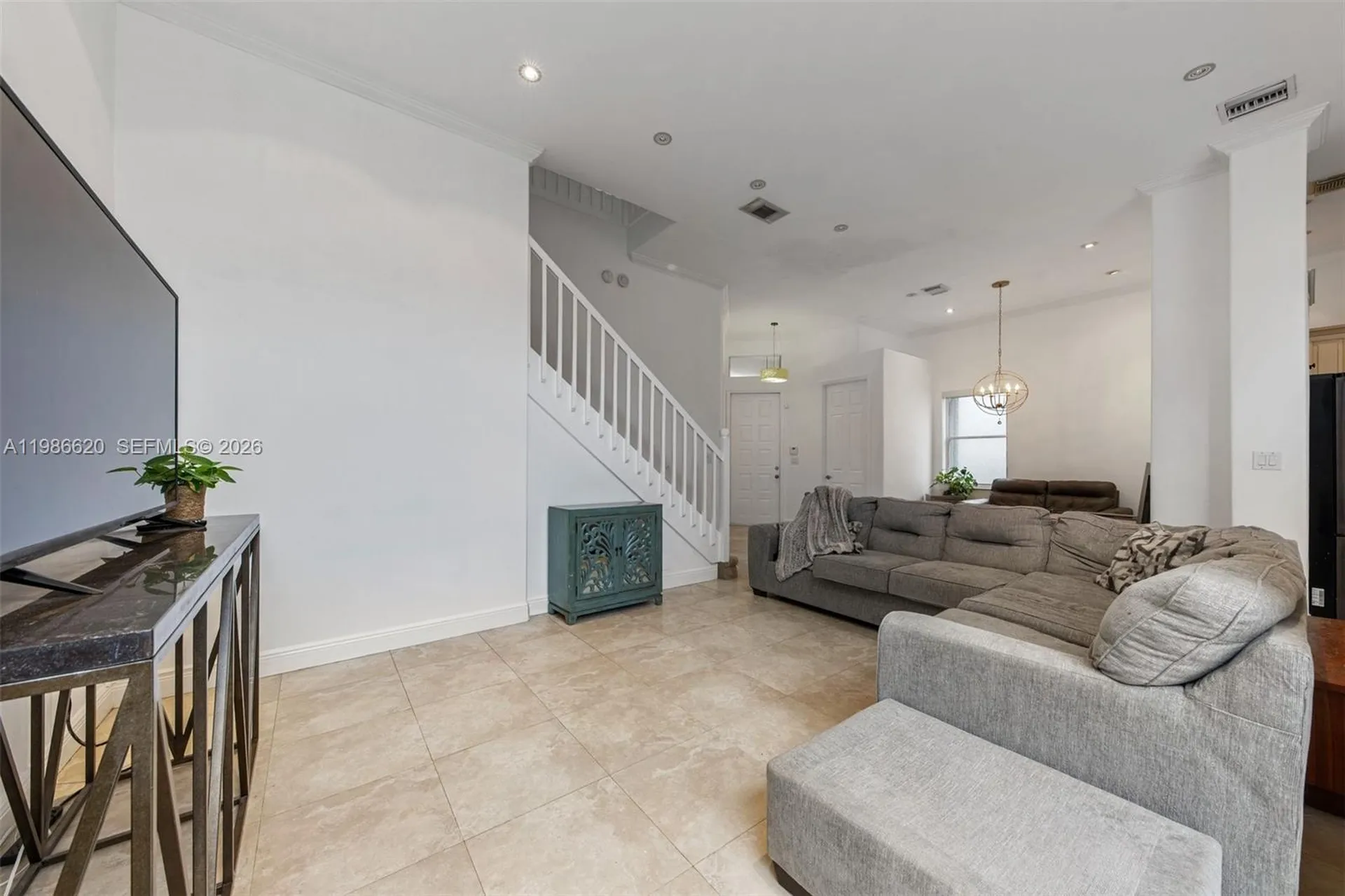 1104 Redwood Street Hollywood FL 33019