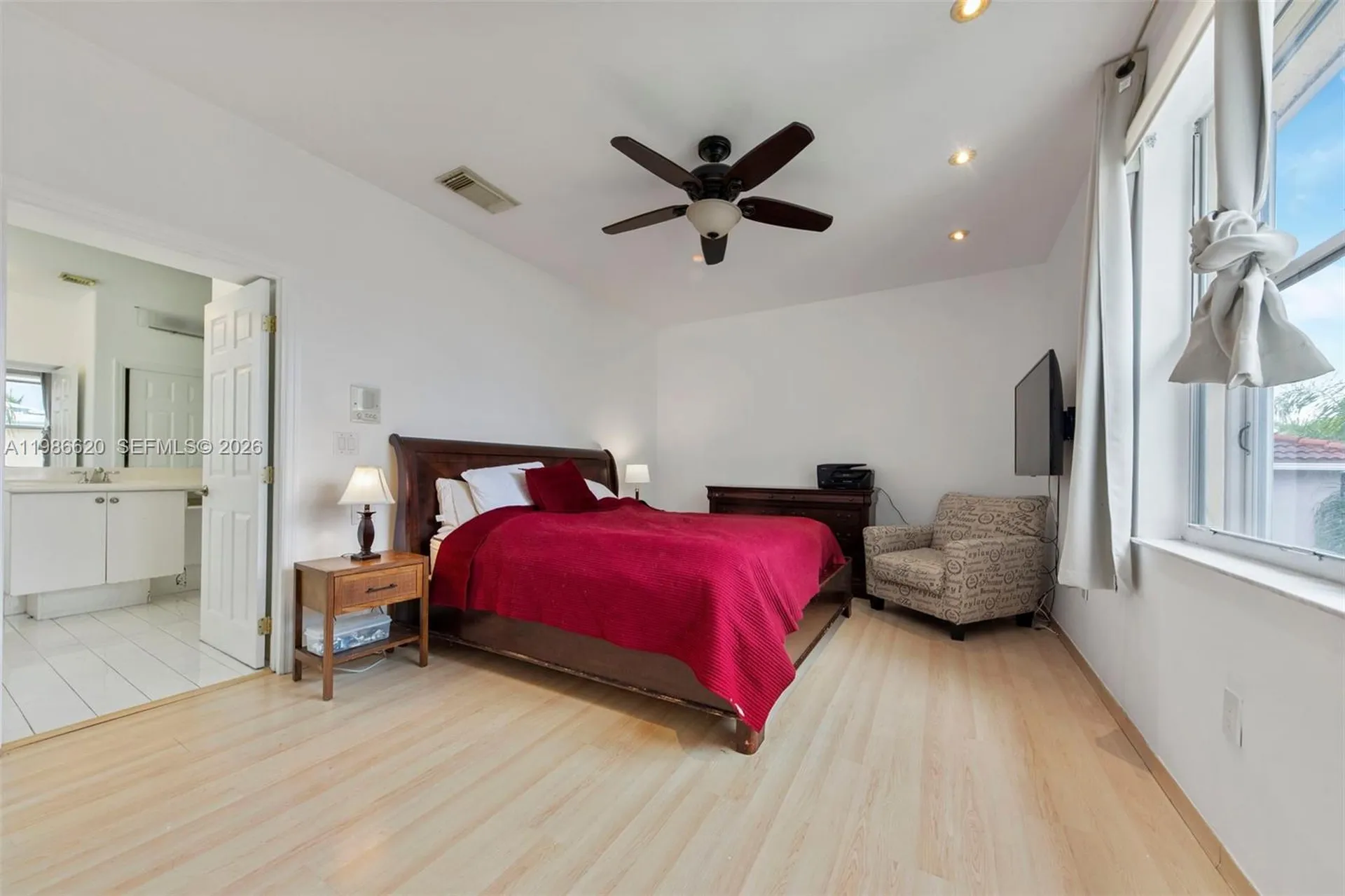1104 Redwood Street Hollywood FL 33019