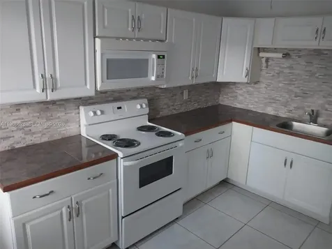 1050 Atlantic Shores Boulevard Hallandale Beach FL 33009