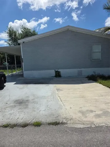19800 SW 180 Th Ave Lot 588 Miami FL 33187