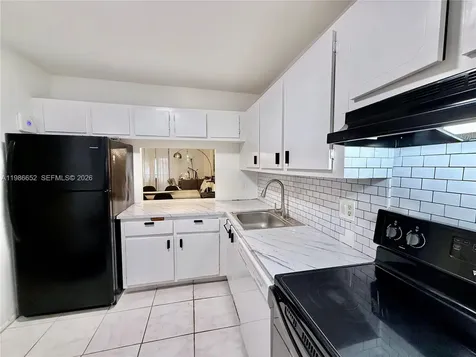 8321 Sands Point Boulevard Tamarac FL 33321