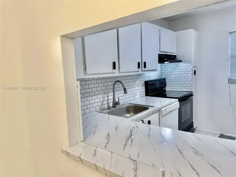 8321 Sands Point Boulevard Tamarac FL 33321