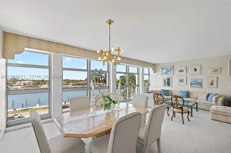 5055 Collins Avenue Miami Beach FL 33140