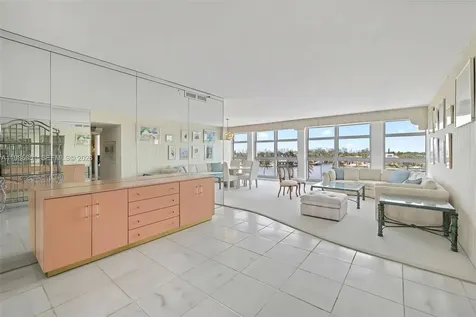5055 Collins Avenue Miami Beach FL 33140