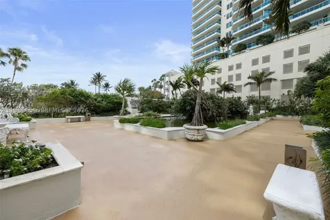 5055 Collins Avenue Miami Beach FL 33140