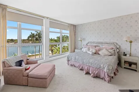 5055 Collins Avenue Miami Beach FL 33140