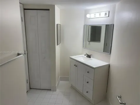 655 SW 111th Way Pembroke Pines FL 33025