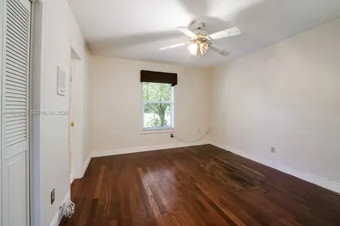 10805 SW 128th Terrace Miami FL 33176