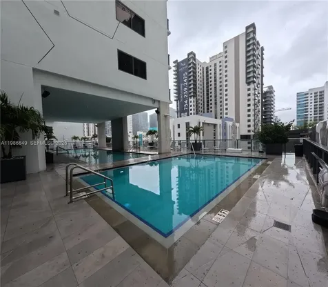 239 SW 9th Street Miami FL 33130