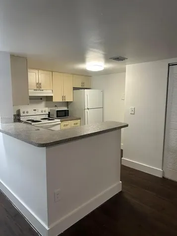 9777 Nob Hill Court Sunrise FL 33351