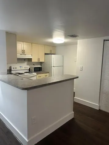 9777 Nob Hill Court Sunrise FL 33351