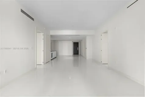 300 Biscayne Boulevard Way Miami FL 33131