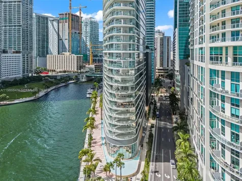 300 Biscayne Boulevard Way Miami FL 33131