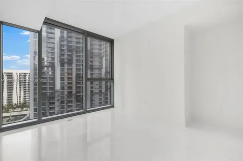 300 Biscayne Boulevard Way Miami FL 33131