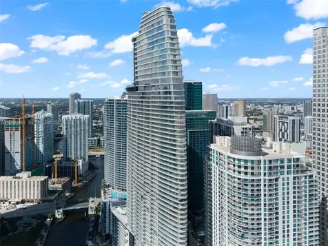 300 Biscayne Boulevard Way Miami FL 33131