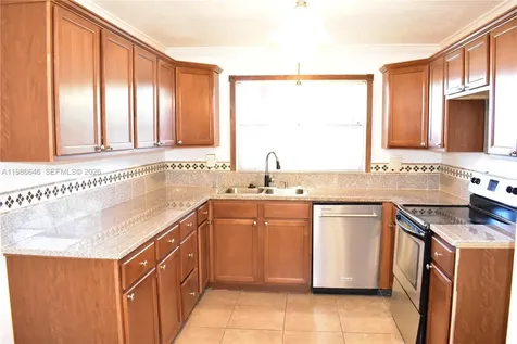 9561 Sunrise Lakes Boulevard Sunrise FL 33322