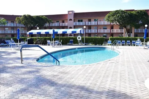 9561 Sunrise Lakes Boulevard Sunrise FL 33322