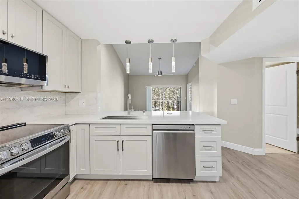 2564 NW 89th Drive Coral Springs FL 33065