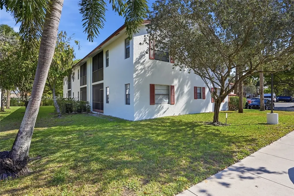 2564 NW 89th Drive Coral Springs FL 33065