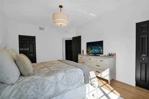 2107 SE 10th Avenue Fort Lauderdale FL 33316