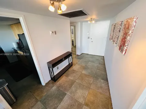 900 Bay Drive Miami Beach FL 33141
