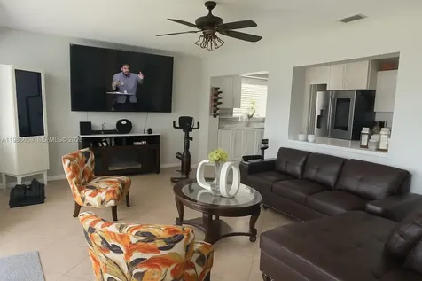 8312 NW 59th Street Tamarac FL 33321