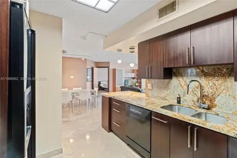 19101 NE 36th Court Aventura FL 33180