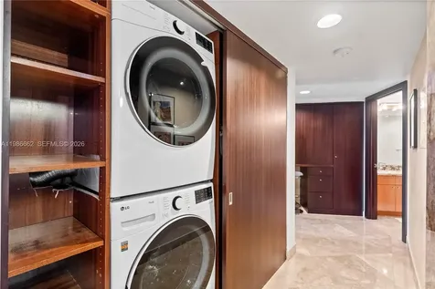 19101 NE 36th Court Aventura FL 33180