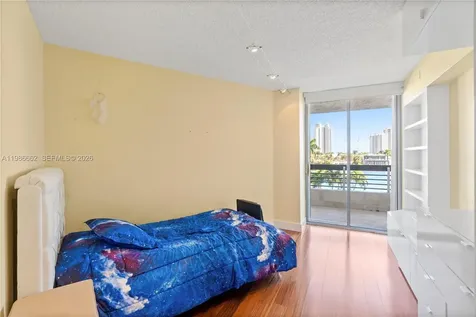 19101 NE 36th Court Aventura FL 33180
