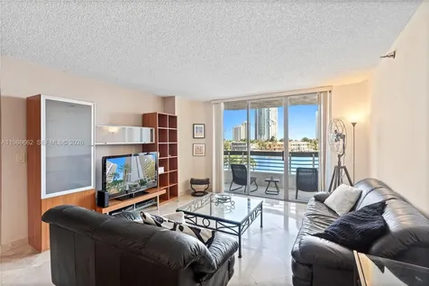 19101 NE 36th Court Aventura FL 33180