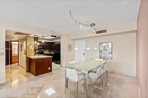 19101 NE 36th Court Aventura FL 33180
