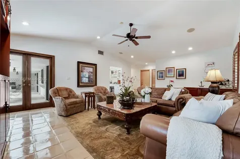 10422 SW 121st Street Miami FL 33176