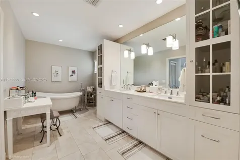 10422 SW 121st Street Miami FL 33176