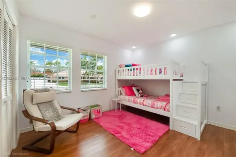 10422 SW 121st Street Miami FL 33176