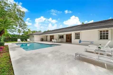 10422 SW 121st Street Miami FL 33176