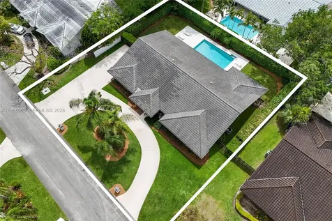 10422 SW 121st Street Miami FL 33176
