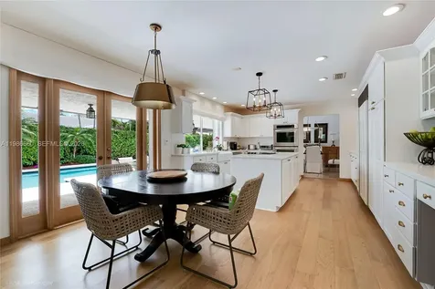 10422 SW 121st Street Miami FL 33176